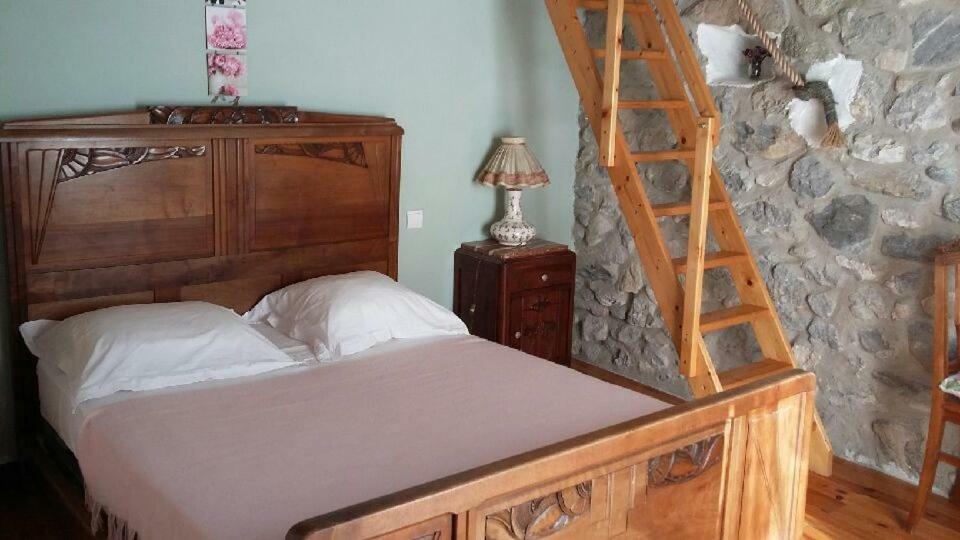 L'Envolee Bed & Breakfast Belvianes-et-Cavirac Exterior photo